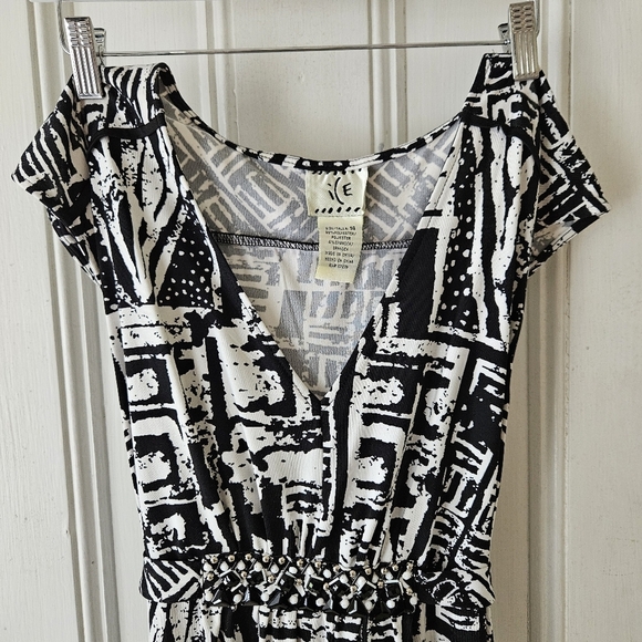 ICE Womens Hi-Low Beaded Waist Dress Size 14 Black White Abstract Short Sleeve - Picture 2 of 15